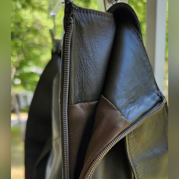 ☘NWOT VINCE Dark Olive Lambskin Leather Midi Skirt with Buckled Belt-Women sz 14 - Picture 5 of 12